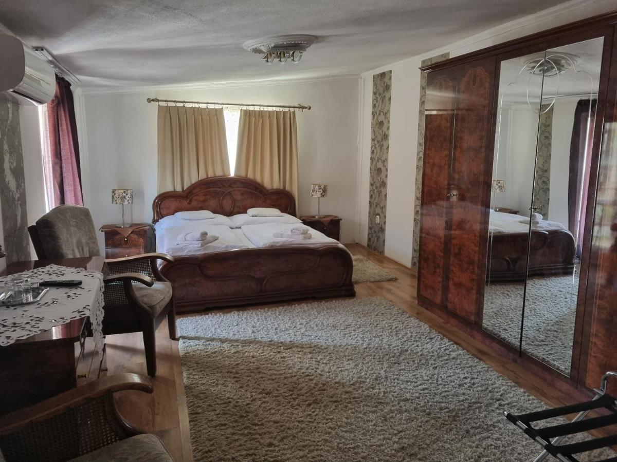 Bástya Wellness Hotel - Nyírbátor Esterno foto